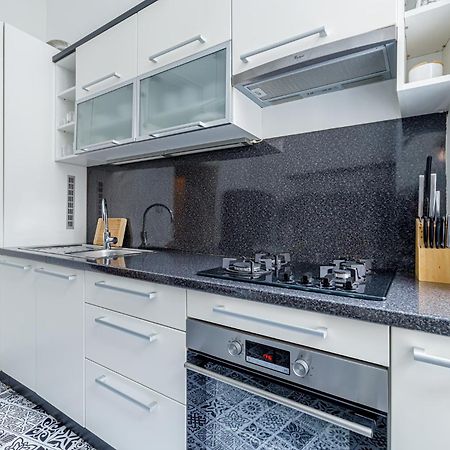 Newly Renovated Apartment In The Old Town Bratislava Exterior foto